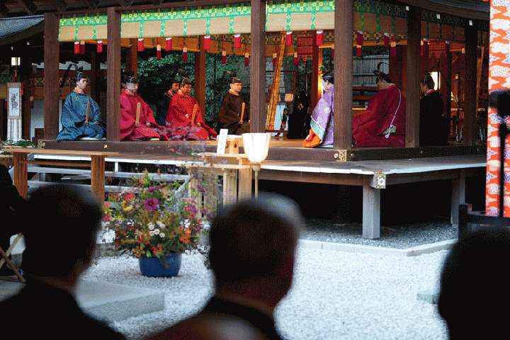「御鎮座百年祭」には約二百人が