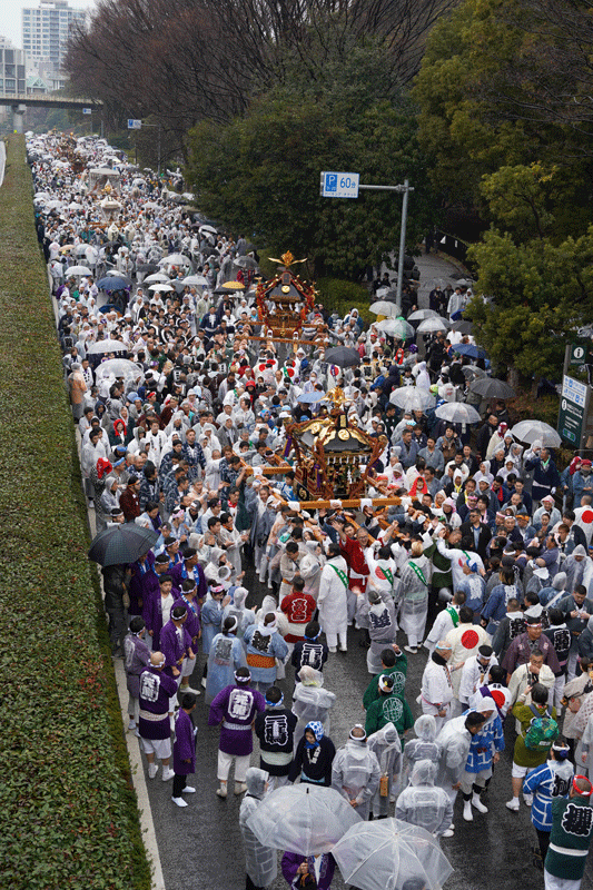 １２基の神輿による連合渡御